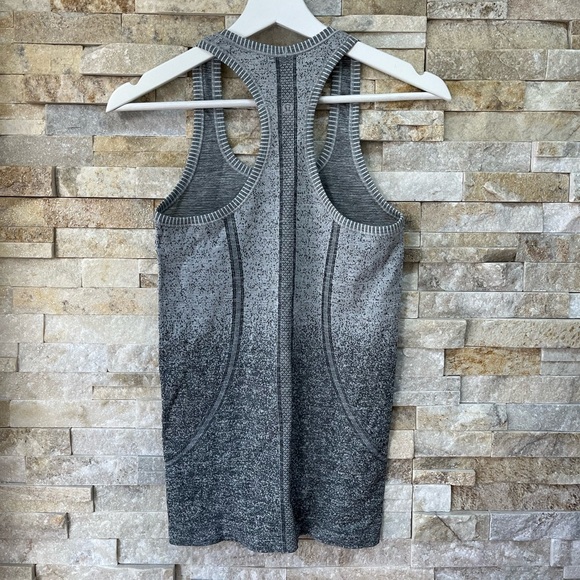 NWOT Lululemon Swiftly Tech tank, 4 - Picture 4 of 5